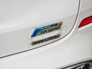 20152.5 S/C HEV XV (q)Ş (x)(ji)^