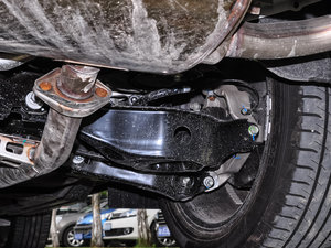 20152.5 S/C HEV XV (q)Ş (x)(ji)^