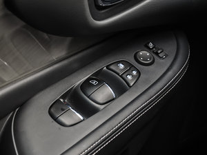 20152.5 S/C HEV XV (q)Ş {܇ƅ^(q)	