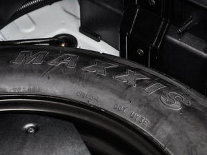 20152.5 S/C HEV XV Ş 