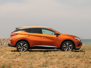 20152.5 S/C HEV XV Ş w^