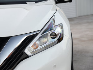 2015款2.5 S/C HEV XV 四驱旗舰版 大灯