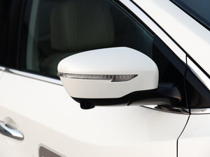 20152.5 S/C HEV XV (q)Ş (x)(ji)^(gun)