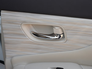 20152.5 S/C HEV XV (q)Ş g