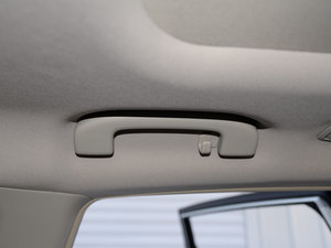 20152.5 S/C HEV XV Ş g