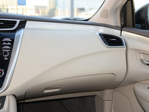 20152.5 S/C HEV XV Ş g