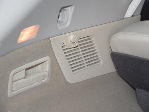 20152.5 S/C HEV XV Ş g