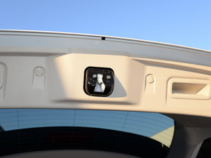 20152.5 S/C HEV XV Ş g