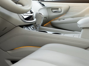 20152.5 S/C HEV XV Ş g