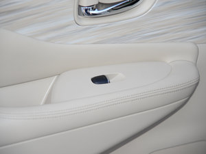 20152.5 S/C HEV XV (q)Ş п؅^(q)