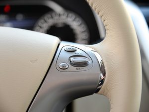 20152.5 S/C HEV XV Ş п؅^