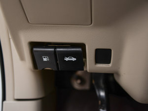 20152.5 S/C HEV XV Ş п؅^