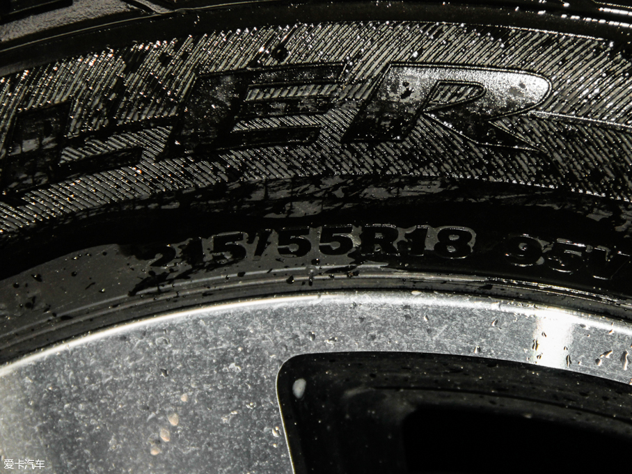 2016п 2.0L XV Rrem CVTA