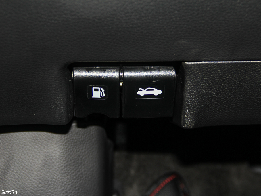 2016п 2.0L XV Rrem CVTA