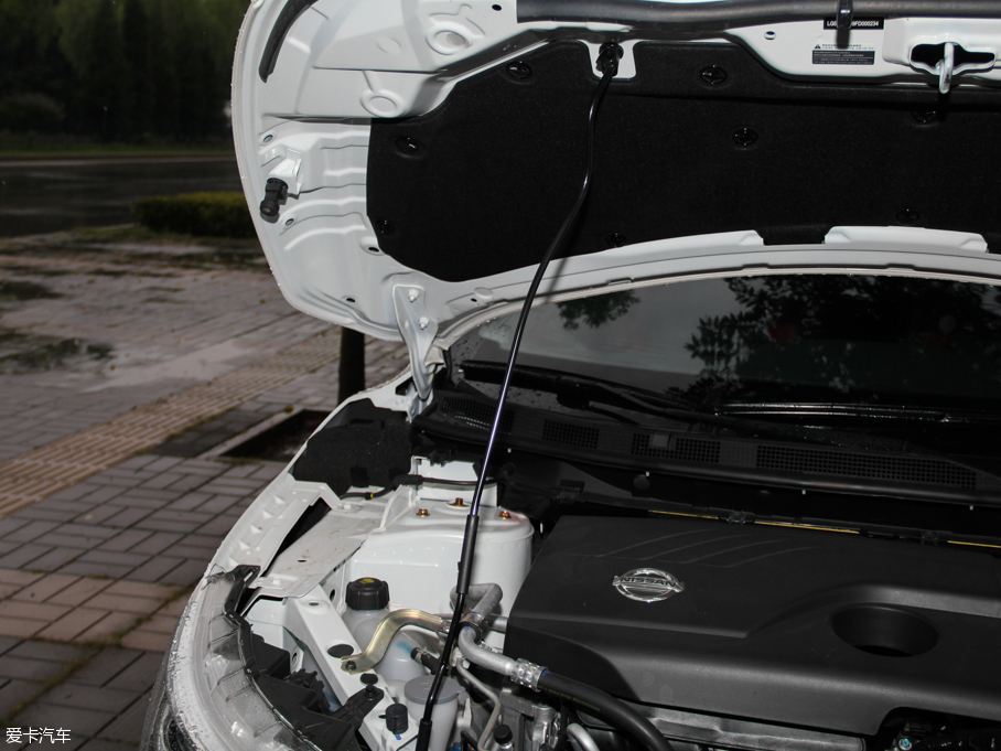 2016п 2.0L XV Rrem CVTA