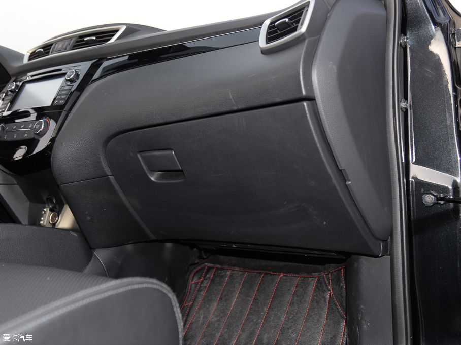 2016п 2.0L XV NAVI CVT