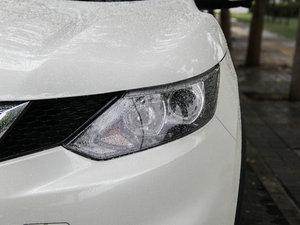 2016款2.0L XV Rrem CVT豪华版 大灯