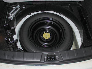 2016款2.0L XV Rrem CVT豪华版 备胎