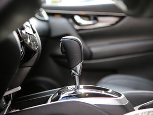 20162.0L XV TOP CVTŞ п؅^