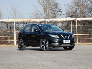 2016款2.0L XV NAVI CVT尊享版 整体外观