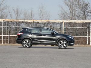 2016款2.0L XV NAVI CVT尊享版 整体外观