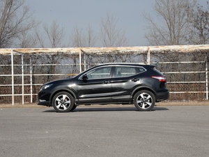 2016款2.0L XV NAVI CVT尊享版 整体外观