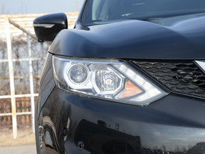 20162.0L XV NAVI CVT ^