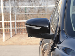 20162.0L XV NAVI CVT ^