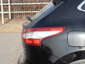 20162.0L XV NAVI CVT ^