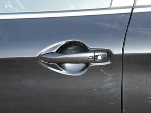 20162.0L XV NAVI CVT {T