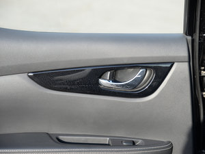 20162.0L XV NAVI CVT g