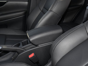 20162.0L XV NAVI CVT 