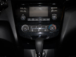 20162.0L XV CVTIȰ {{