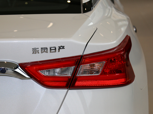 2016款2.5L XL 豪华版 带智能选装包 细节外观