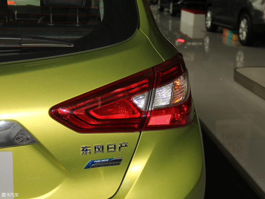 2016U_(d) 1.6L CVTа