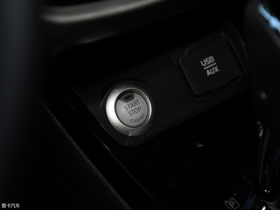 2016U_(d) 1.6L CVTа