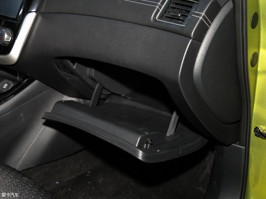 2016U_(d) 1.6L CVTа