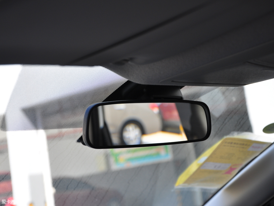 2016��܎�� 1.6XV CVT�����