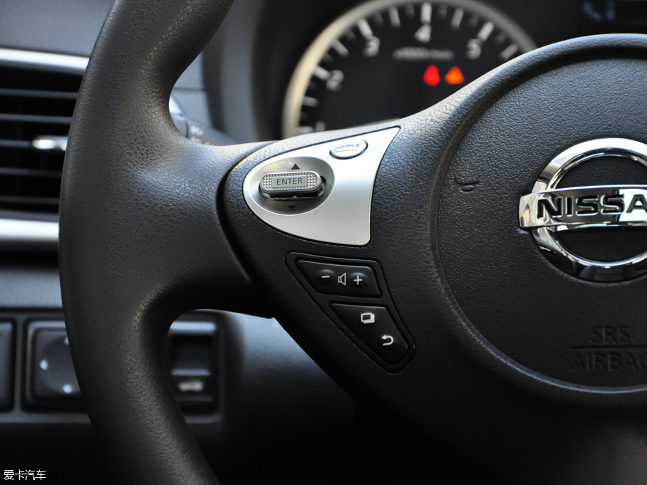 2016��܎�� 1.6XV CVT�����