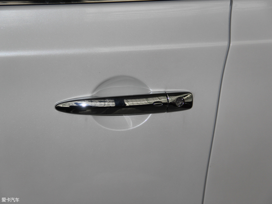 2016��܎�� 1.6XV CVT�����