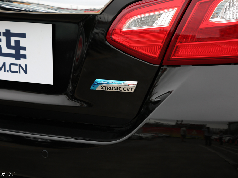 2016[  2.5L XV-VIPŞ