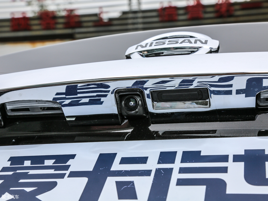 2016[  2.5L XV-VIPŞ