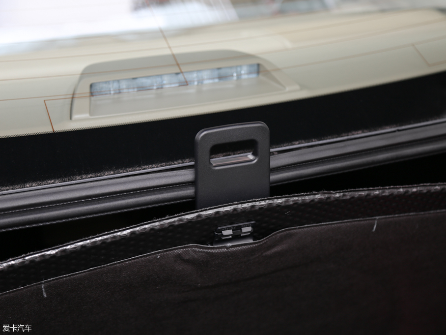 2016[  2.5L XV-VIPŞ