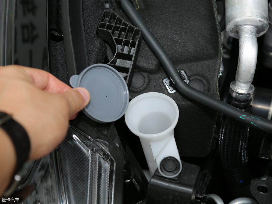 2016[  2.5L XV-VIPŞ