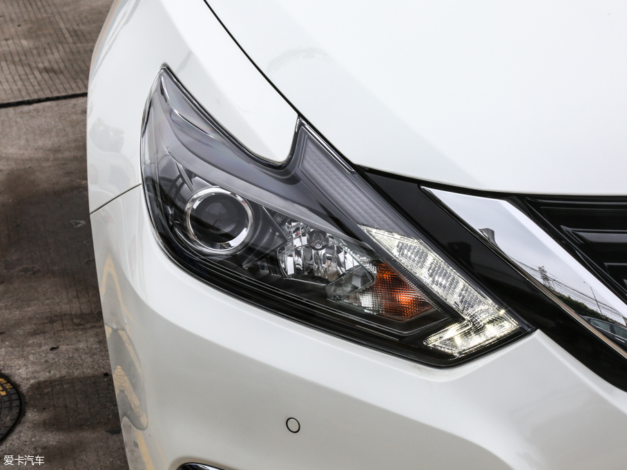 2016[ 2.5L XL Upper NAVI-Tech