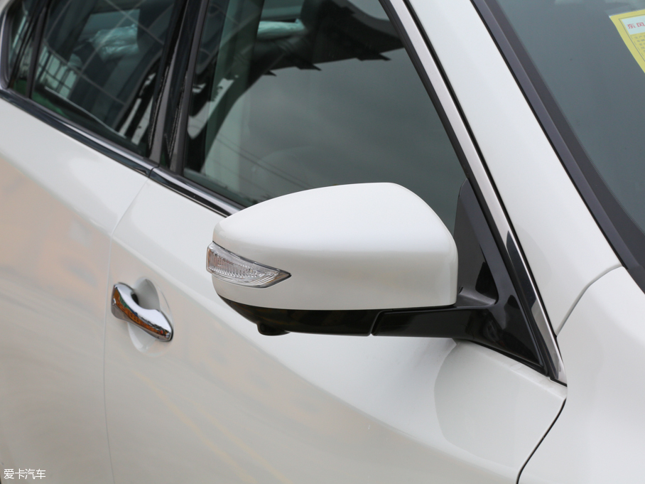 2016[ 2.5L XL Upper NAVI-Tech