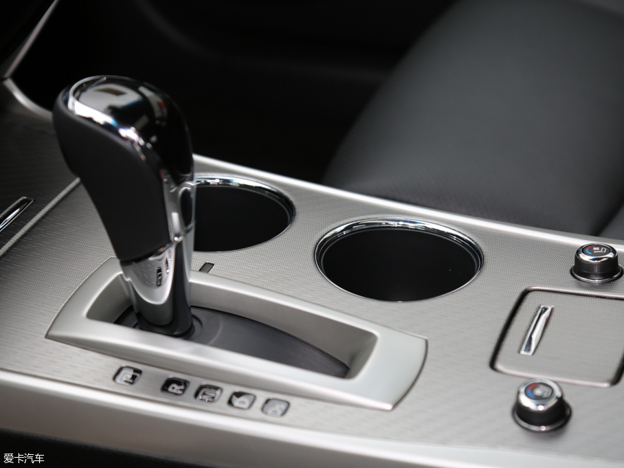 2016[ 2.5L XL Upper NAVI-Tech