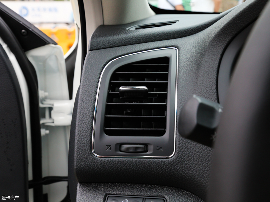 2016[ 2.5L XL Upper NAVI-Tech