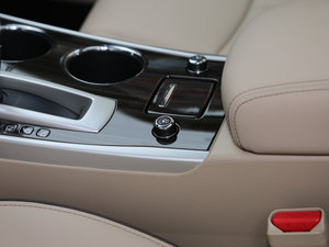 2016 2.5L XV-VIPŞ g