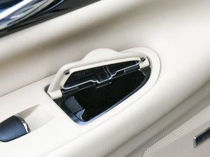 2016 2.5L XV-VIPŞ п؅^